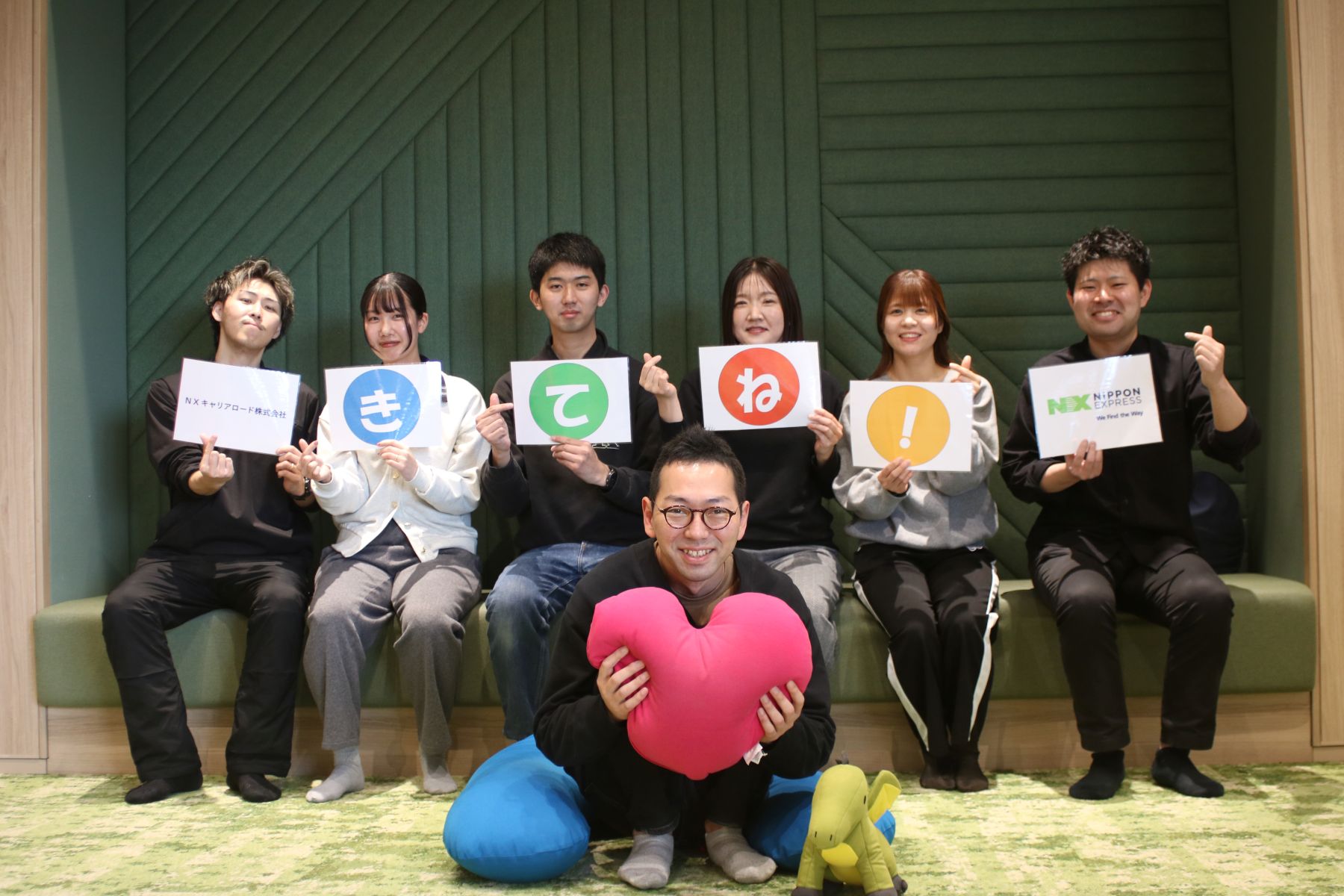 【身だしなみ自由×シフト自由】時給最高1600円💰週払いOKで即金も！